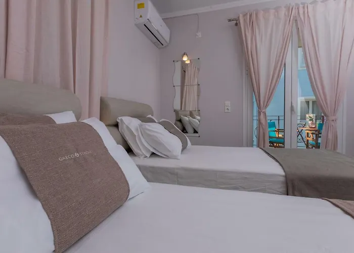 Elena's 4 Apartment *